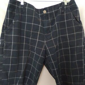 Canyon River Blue Men's Cargo Fit Shorts Color Blue / Plaid Size 38
